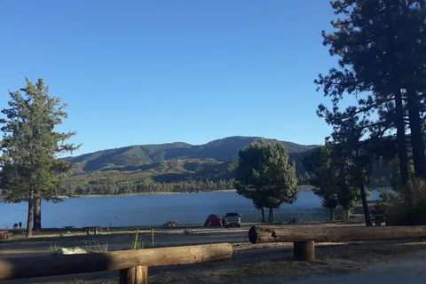 Lake Hemet Campground