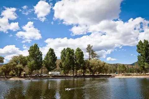 Lake Hemet Campground
