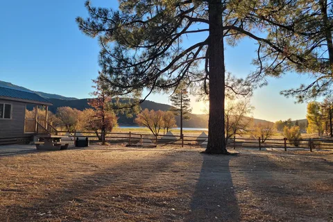 Lake Hemet Campground