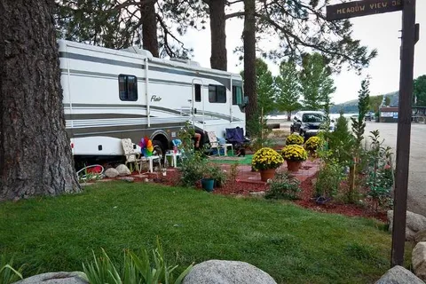 Lake Hemet Campground