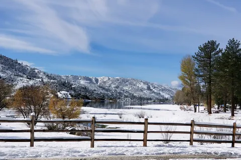 Lake Hemet Campground