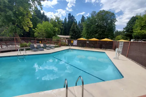 Mount Shasta City KOA Holiday