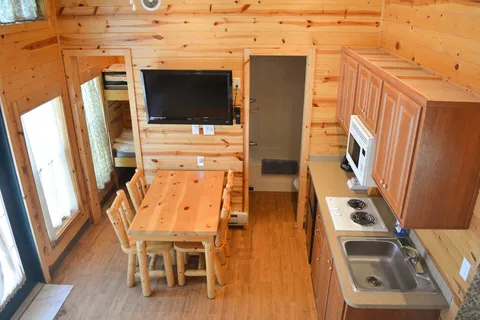 Kansas City West / Lawrence KOA Holiday