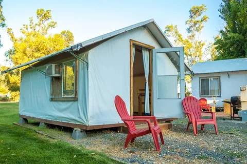 Vineyard RV Park