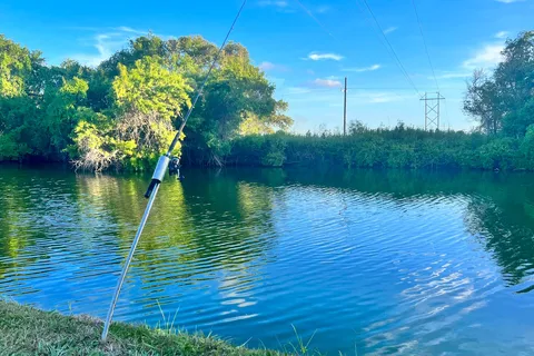 Papa and Maga’s Calhoun's Riverside RV Retreat