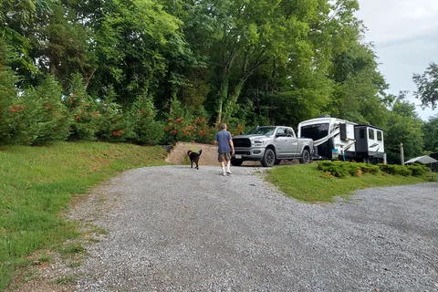 Lazy Llama Campground
