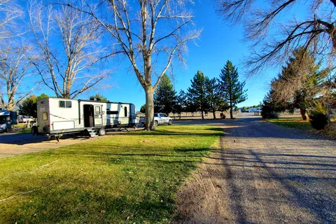 Y Knot Winery RV Park