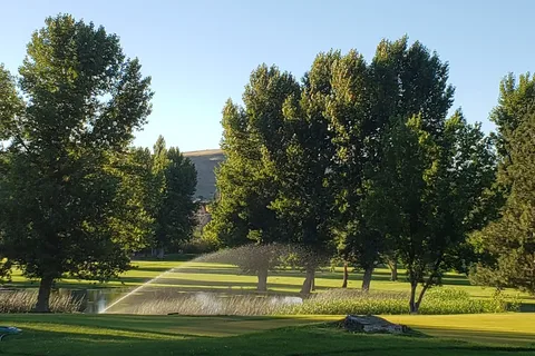 Y Knot Winery RV Park