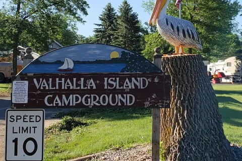 Valhalla Island Campground - Lake Shetek