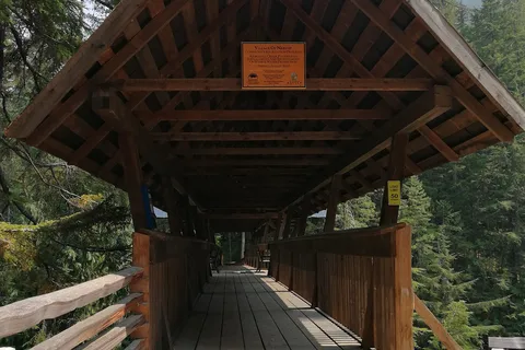 Nakusp Hot Springs and Campground