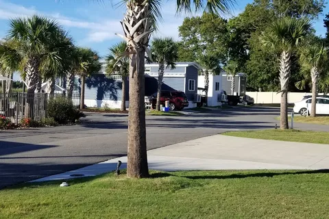 Barefoot RV Resort