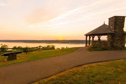 Columbus Belmont State Park