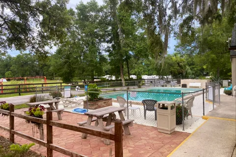 Luna Sands Resort