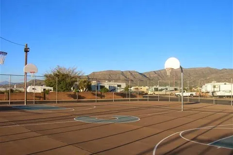 White Sands Community RV Park Motorhome Park