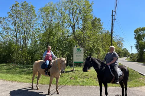 Caesar Oaks RV Park, Stable, and Campground