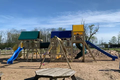 Willow Lake Park Inc