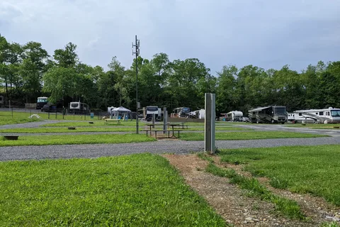 Twin Bridge Meadow Family Campground