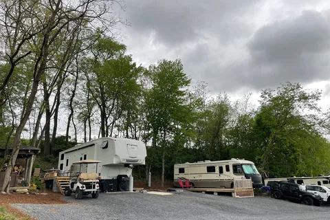 Twin Bridge Meadow Family Campground