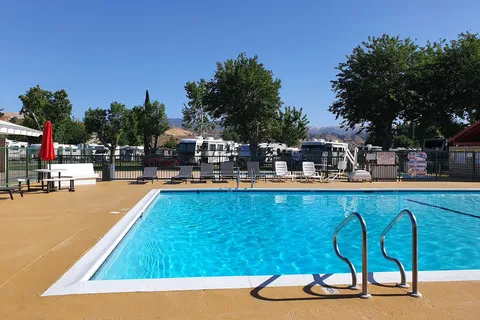 Valencia Travel Village RV Resort