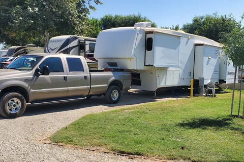 Valencia Travel Village RV Resort