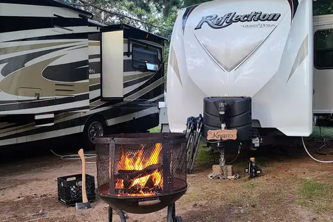 Hiawatha Trailer Resort