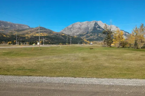 Crowsnest Pass Campground