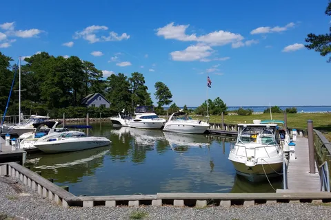 Coles Point Marina and RV Resort