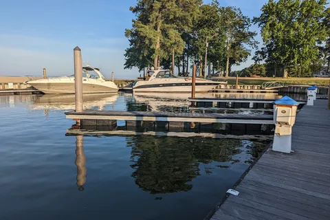 Coles Point Marina and RV Resort