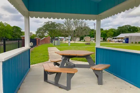 Plantation Oaks Resort at Varner Creek
