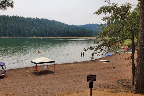 Willow Lake Resort
