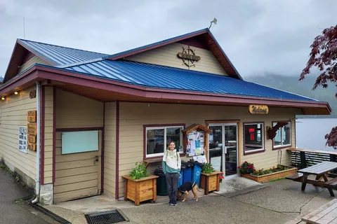 Bathgate General Store Resort and Marina
