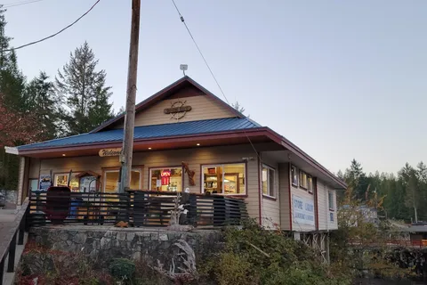 Bathgate General Store Resort and Marina