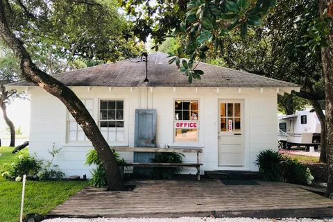 The Hideaway Retreat