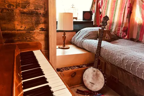 Sou'wester Historic Lodge and Vintage Travel Trailer Resort