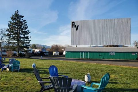 Sutherlin/Umpqua Valley KOA Holiday
