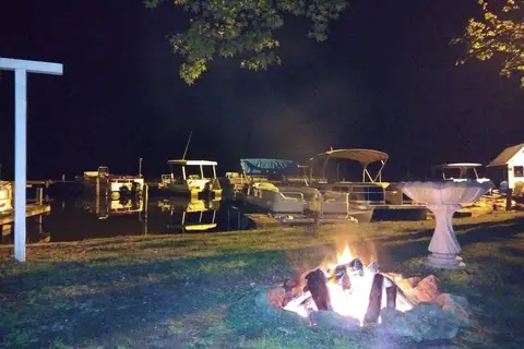 Lake Marion Resort and Marina