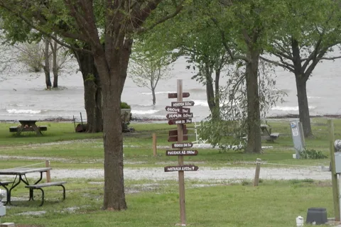 Grand Country Lakeside RV Park