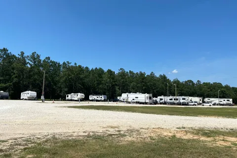 Country Pines RV Park