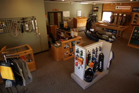 Deschutes River Fly Shop and Camp