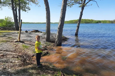 Mutton Creek Marina and Campgrounds