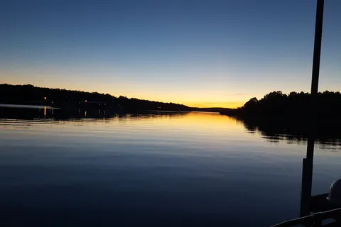 Mutton Creek Marina and Campgrounds