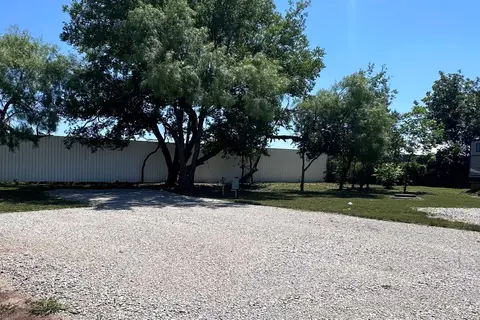 Brothers RV Park