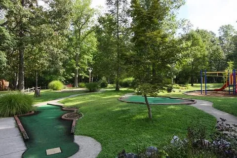 Williamsburg RV and Camping Resort