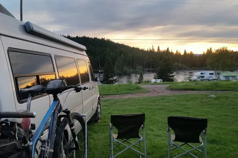 Roche Lake Provincial Park