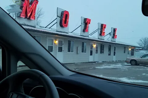 Tower Motel and Camping