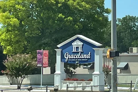 Memphis Graceland RV Park and Campground