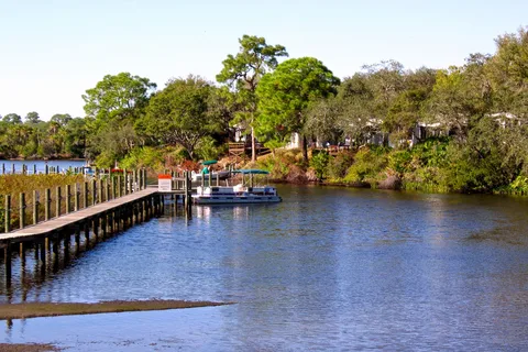 Horseshoe Cove RV Resort