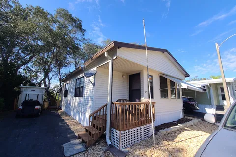 Horseshoe Cove RV Resort