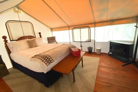 Basecamp 550