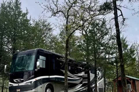 Pine Creek Hideaway Cabins & RV Resort